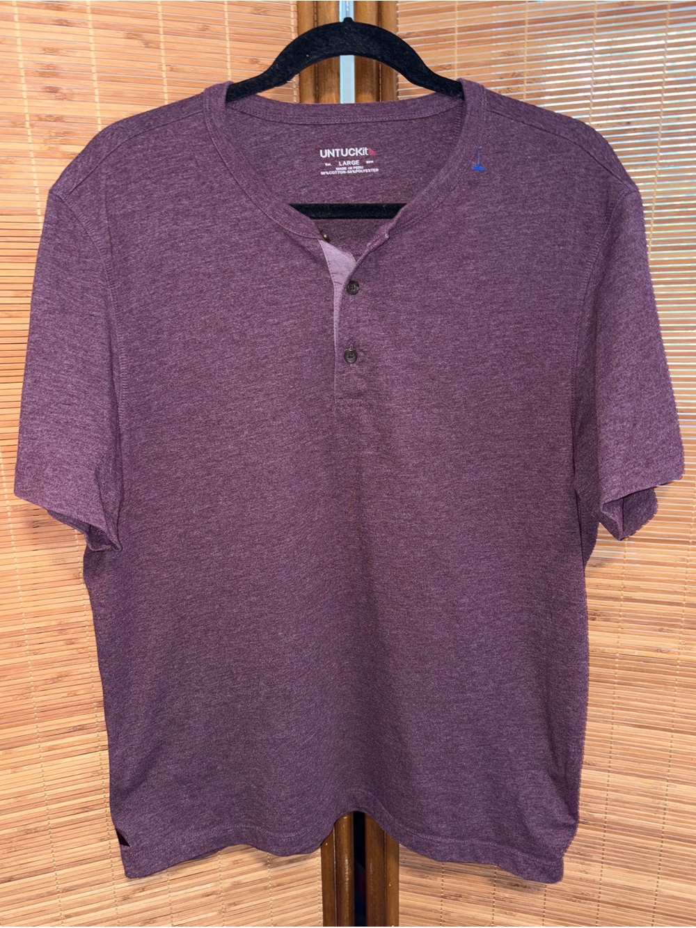 UNTUCKit Men's Plum Short Sleeve Henley Shirt